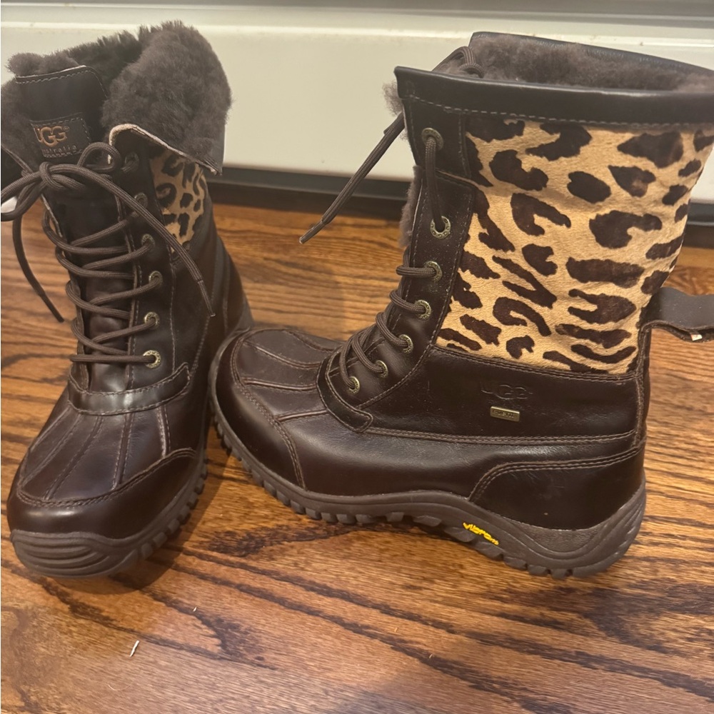 UGG Women's Adirondack Dark Brown and Leopard Winter Boots